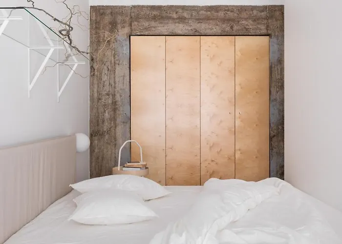 Ah Desinger B アパート *