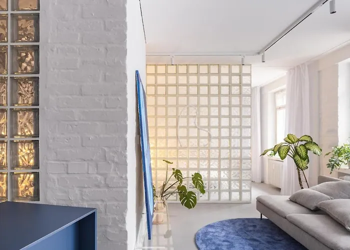 Apartament Ah Desinger B *